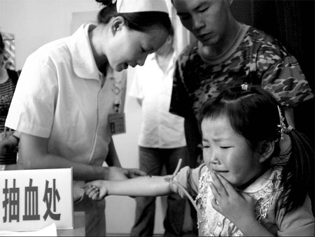 More than 1,300 people poisoned in Hunan