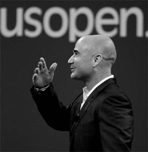 Like old times, an ovation for Agassi