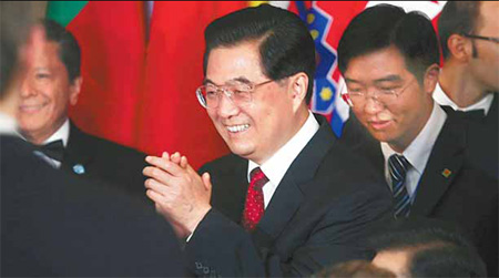 Nuke-free world urged