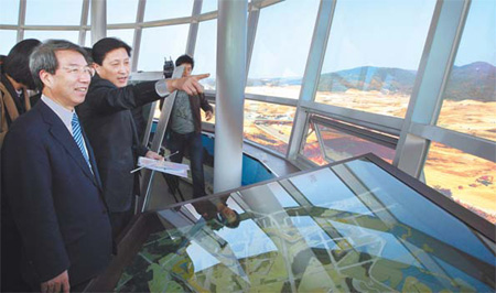 S. Korea capital move threatens Lee's reforms