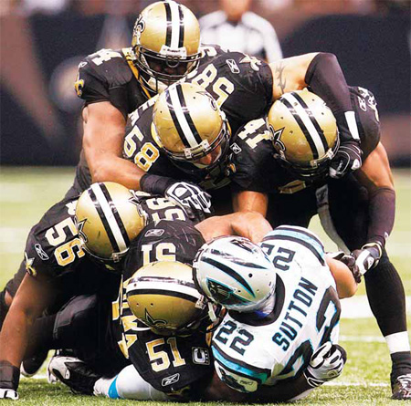Saints go to 8-0 with 30-20 win over Panthers