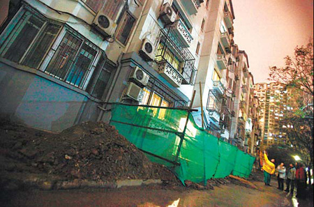Noise complaints halt lift plan