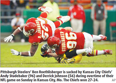 KC beats Steelers in OT 27-24; Roethlisberger hurt