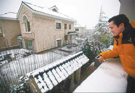 Billionaire's extensions to be dismantled