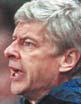 Wenger fumes at referee