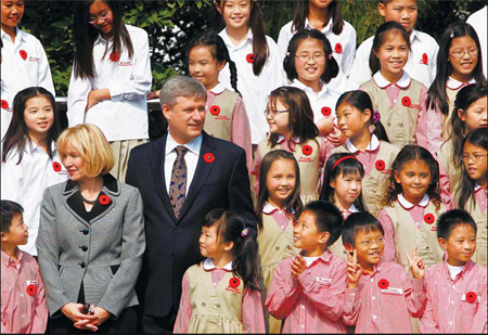 Canada's PM off to S Korea