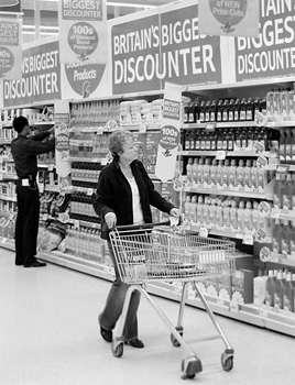 Tesco's UK store sales up
