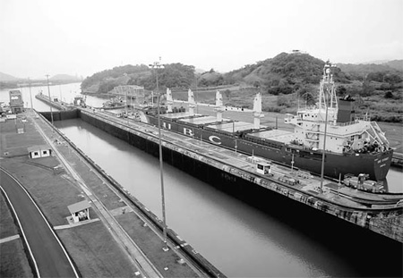 Houston eyes trade boom as Panama Canal expands