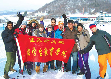 Harbin sparkles with snow and ice fest