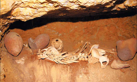 Workers found buried in shadow of pyramids