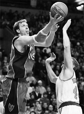 Nowitzki, Mavs turn it around vs Celtics