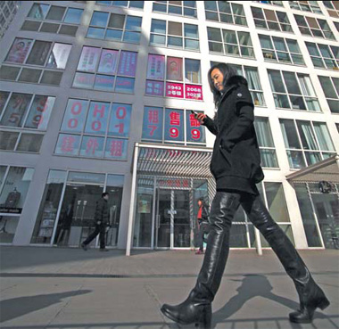 Jian Wai SOHO dispute takes on new twist