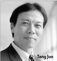 Tang Jun dives back into IT