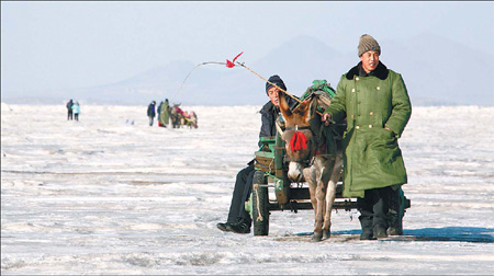 In Bohai, all at sea on the ice