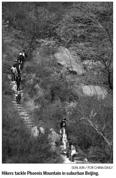 Dangerous hiking locations in Beijing and safety tips