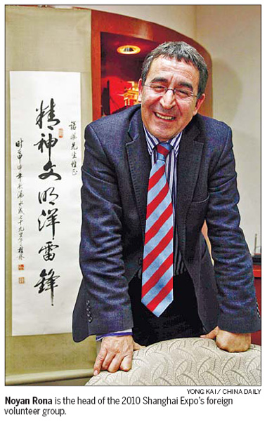 'Woodpecker' keeps chipping away at Chinglish