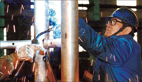 Ore price hikes force mills to appeal for govt support