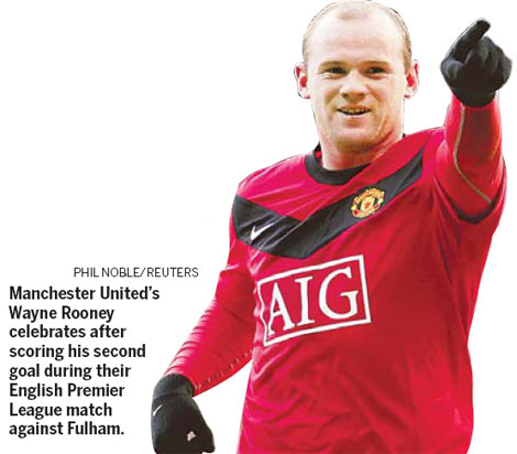 Rooney puts team glory first