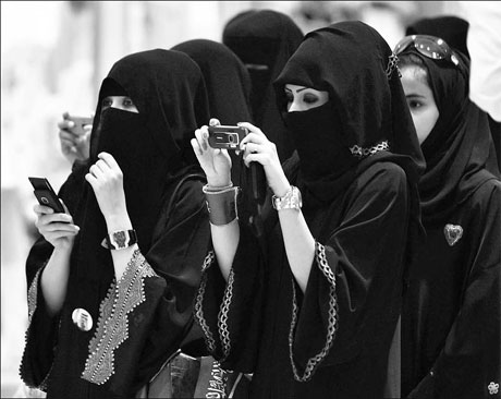 Saudis feel the heat as bankers tighten lending