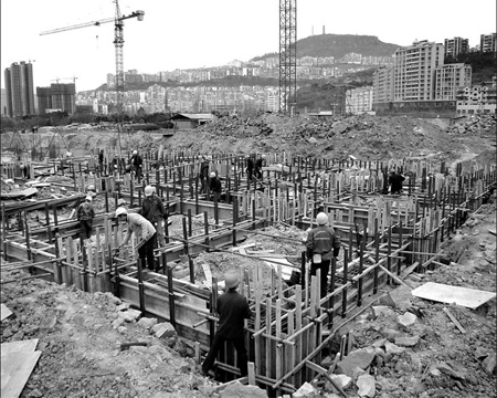 City workers lacking social welfare