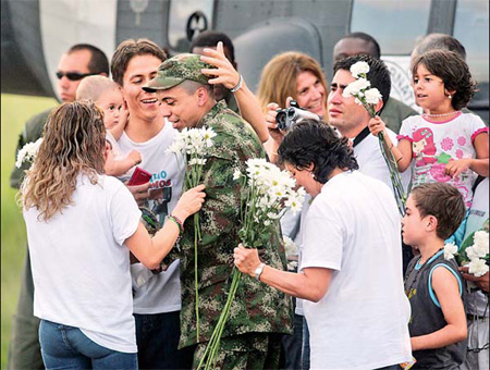 Colombian hostage freed after 12 years