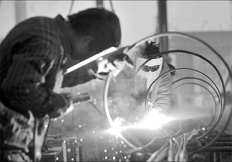 Steel mills told to halt production