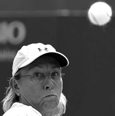 Navratilova diagnosed with breast cancer