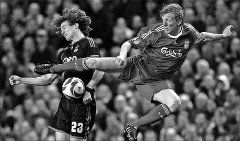 Liverpool, Fulham rescue English pride for finals