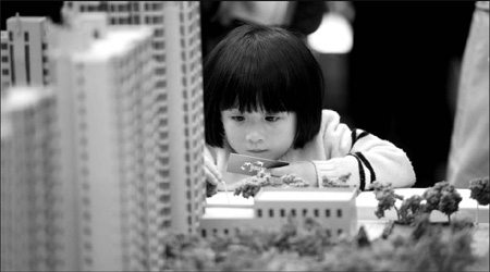 Demand for new properties outstrips supply at home fair