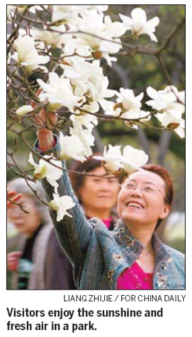 'Get out of the house' to beat springtime lethargy