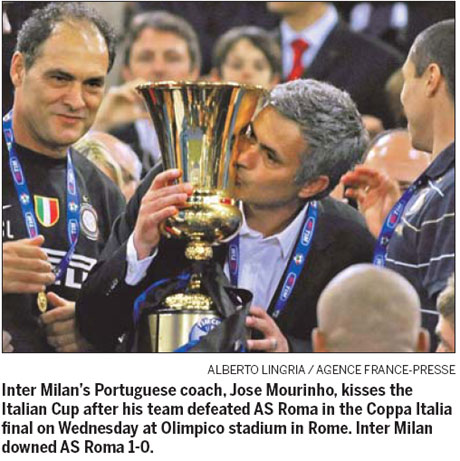 Mourinho vows to return to England one day