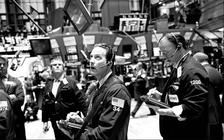 SEC to probe huge plunge in stocks