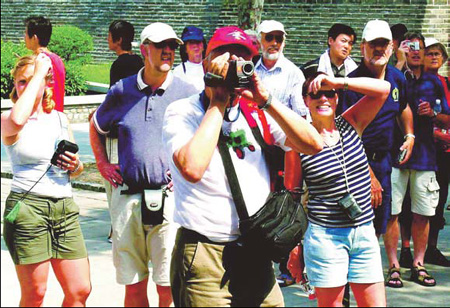 Shandong Special: Tai'an set to tempt tourists with performance and parks