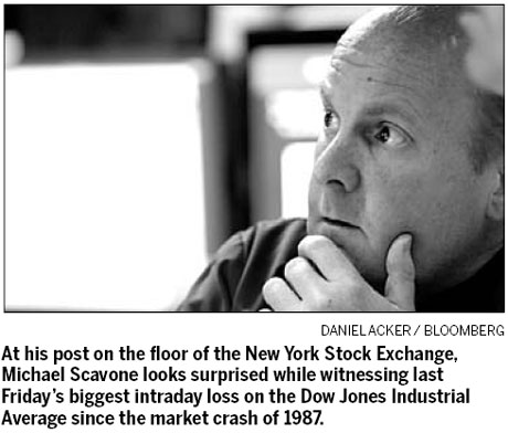 SEC mulls regulation after last week's shock declines