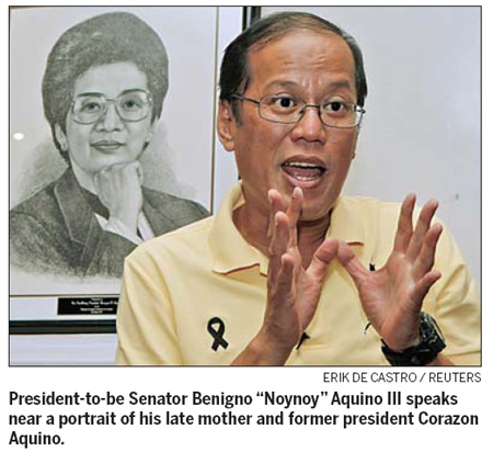 'Dear Noynoy' New president gets advice on Facebook