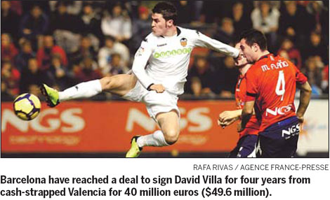 Barcelona move fast to sign prolific Villa from Valencia