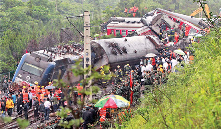 51 killed in rail, bus accidents