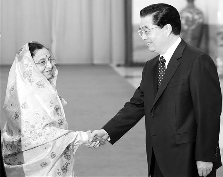 Asia's 'double engines' fine tune relationship