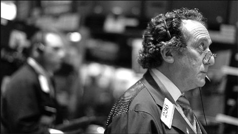 Investors shun Buffett's advice