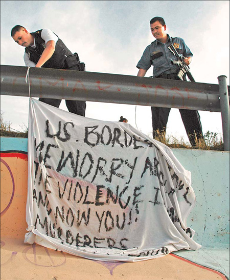 FBI: Mexican lawmen chased away US agents