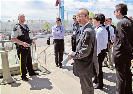 Foreign police in Toronto to learn