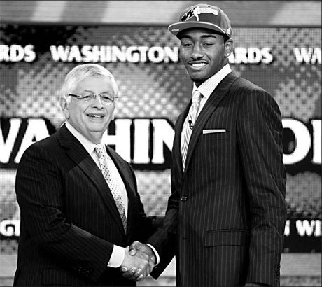 Top pick Wall ready to help Wizards