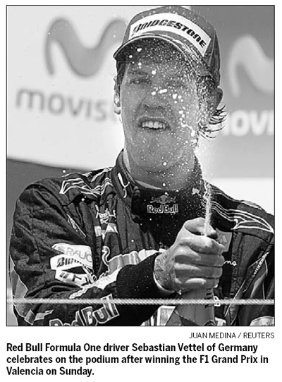 Vettel wins as Webber crashes in Valencia GP