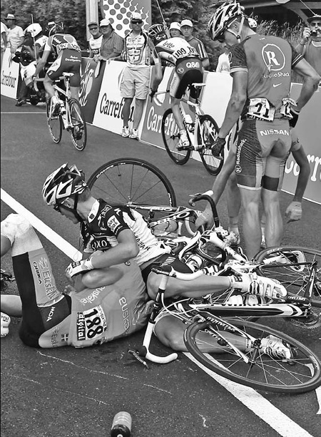 Armstrong manager laments crash, not drug allegations