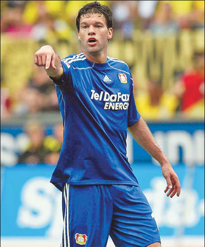 Ballack comes back for Bayer