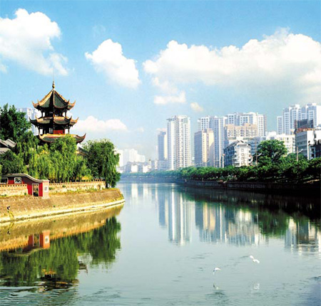 Chengdu Special: City is 'heart of western China'