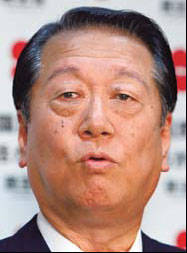 'Shadow shogun'must leave parliament: Japan media
