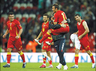 I will fight on, Capello says after flop