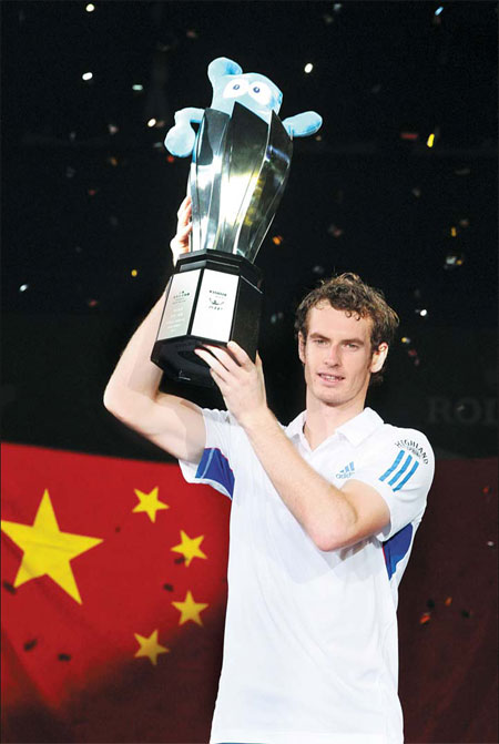 Murray stuns Swiss star in straight sets