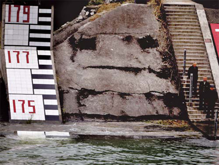 Water level mark at dam reaches height of success